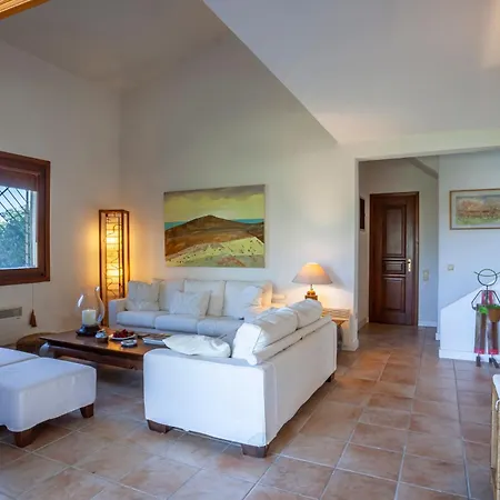 Magnolia Bliss Calm & Cozy Villa, Sani Vila *